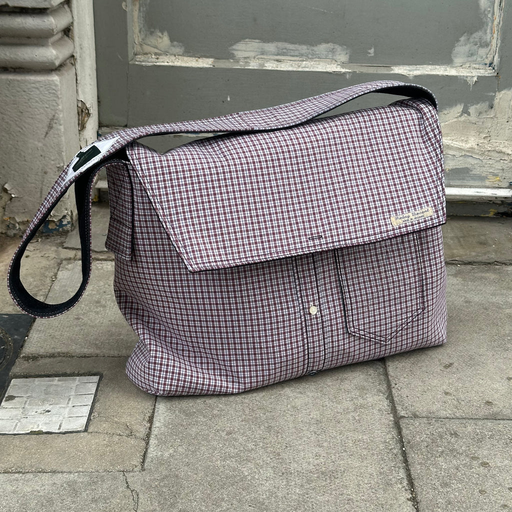 MESSENGER BAG 10